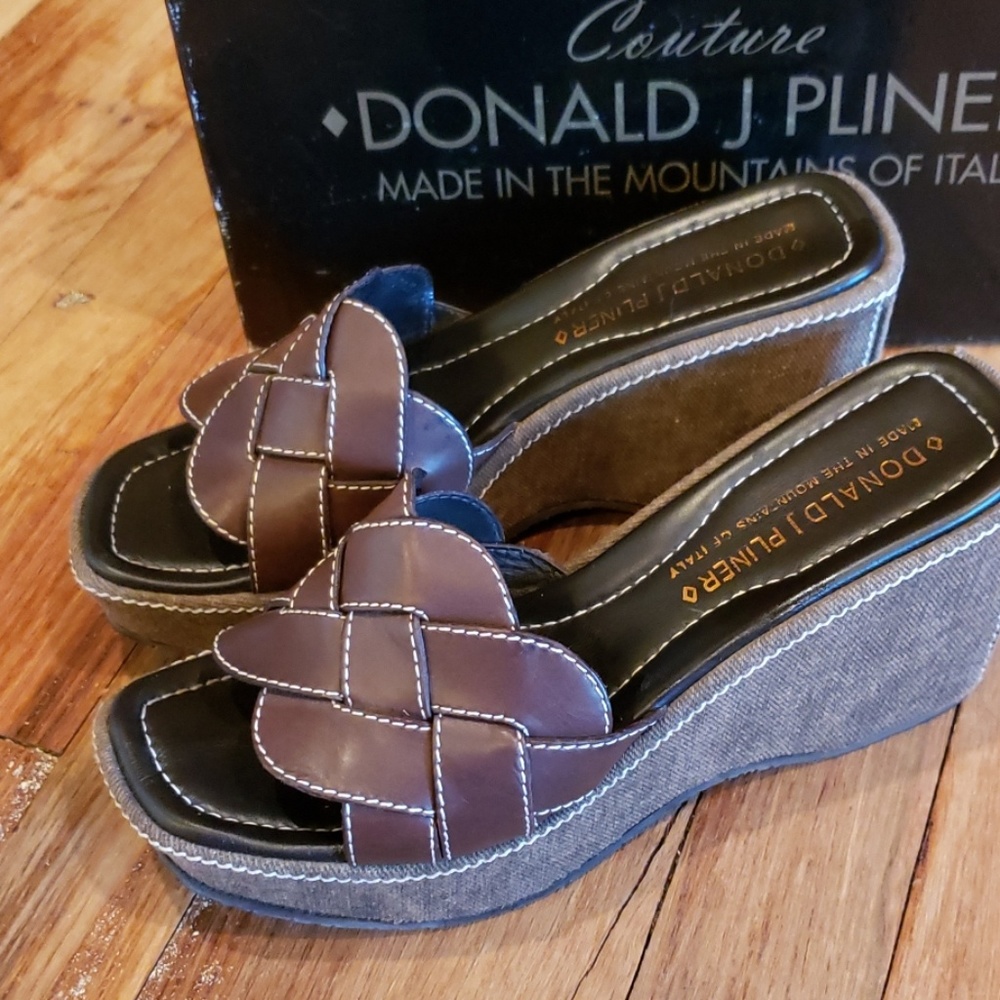 Donald J Pliner Couture Meta